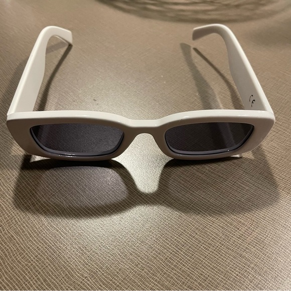 White Rectangular Sunglasses - Picture 2 of 6